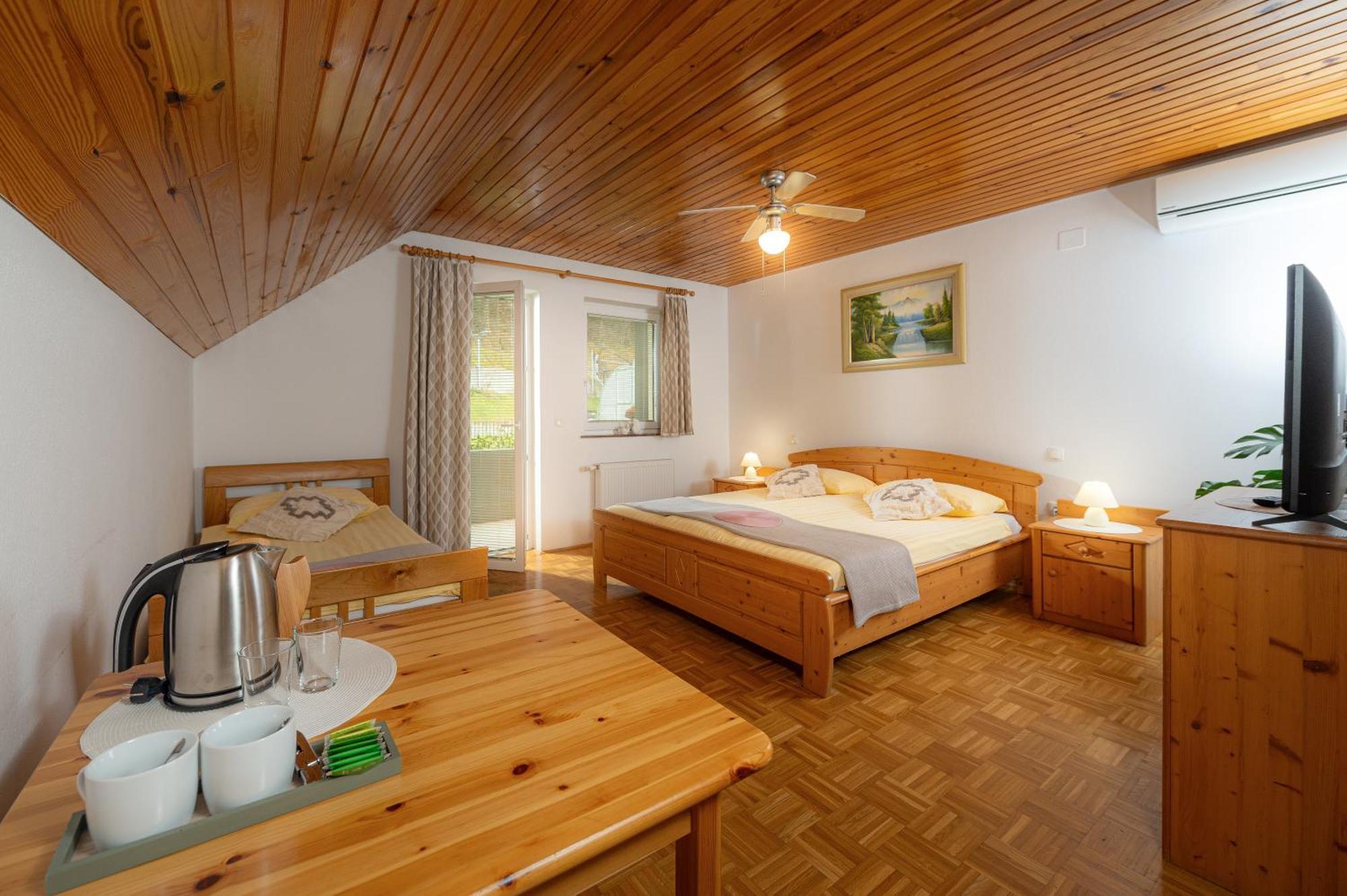 Rooms & Apartments Pr Matjon Bled Exterior foto